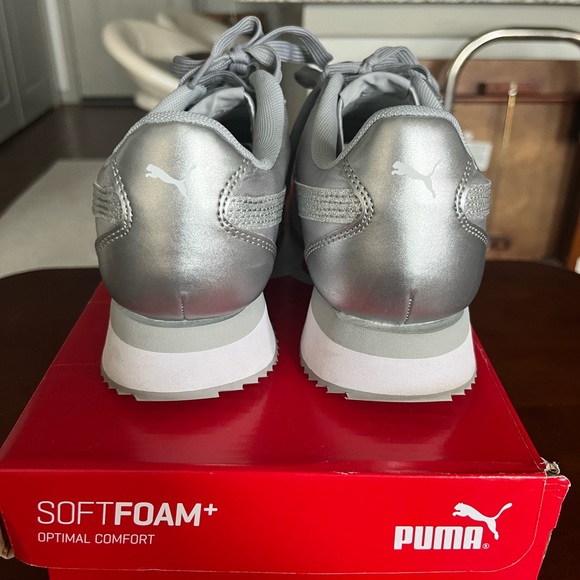 Puma glitter sneaker - Picture 3 of 5